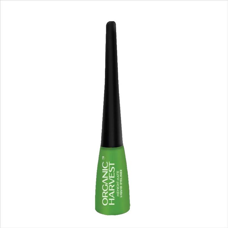 D2C-Midnight-Liquid-Eyeliner-02-2.jpg