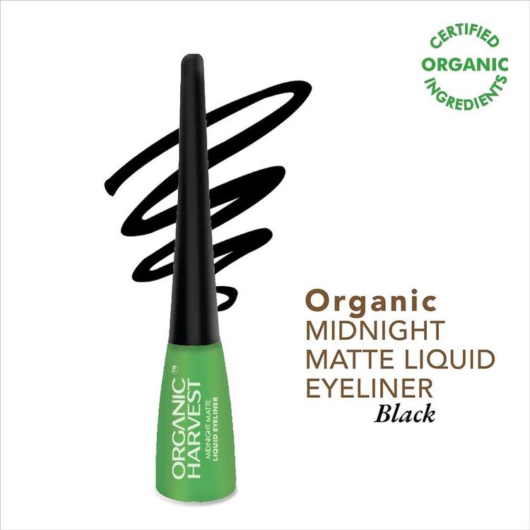 D2C-Midnight-Liquid-Eyeliner-03_1.jpg